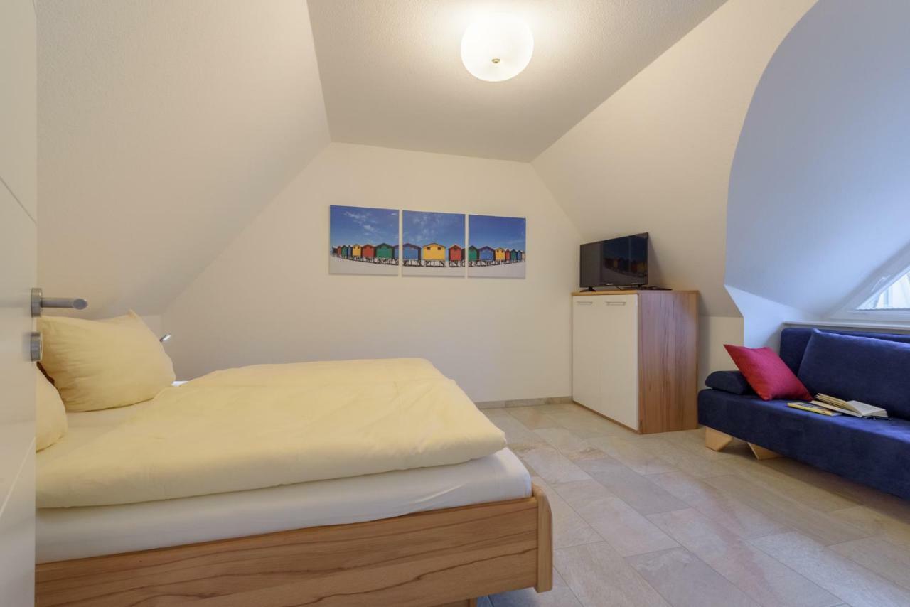 Strandhaus Lucky, Sauna, Garten, Kamin, Strandnah Glowe Zewnętrze zdjęcie